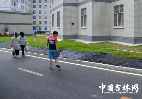 追踪：吉林大学两名研究生深夜被砍一死一伤