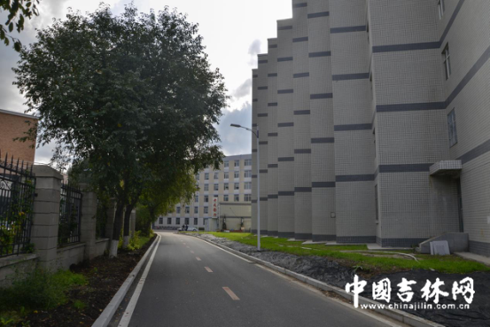 追踪：吉林大学两名研究生深夜被砍一死一伤