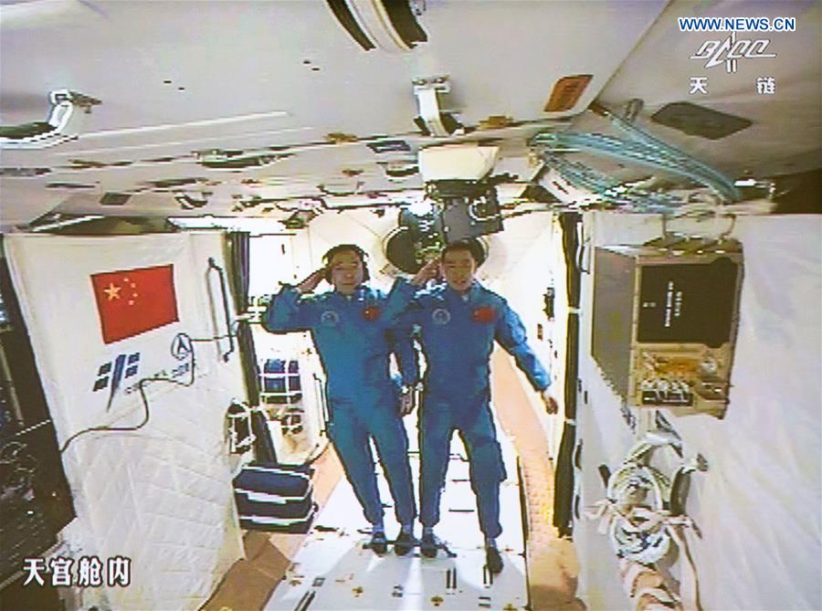 [XINHUA INSIGHT](SHENZHOU-11-TIANGONG-2) CHINA-SHENZHOU-11-TIANGONG-2-DOCKING (CN)