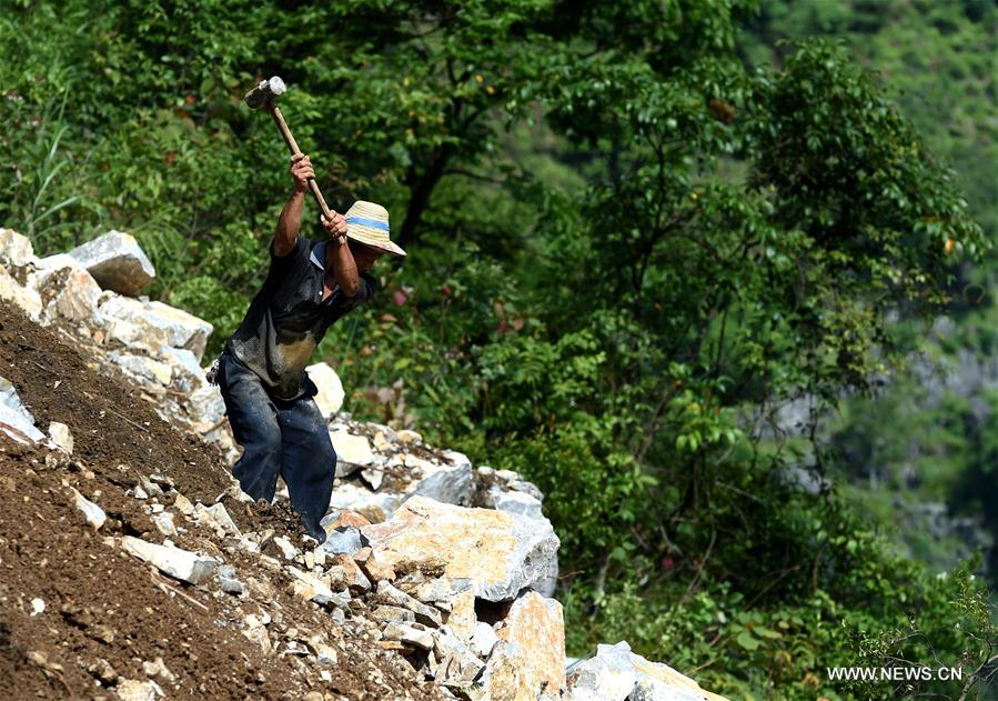 CHINA-GUANGXI-POVERTY ALLEVIATION-ROAD BUILDING (CN)