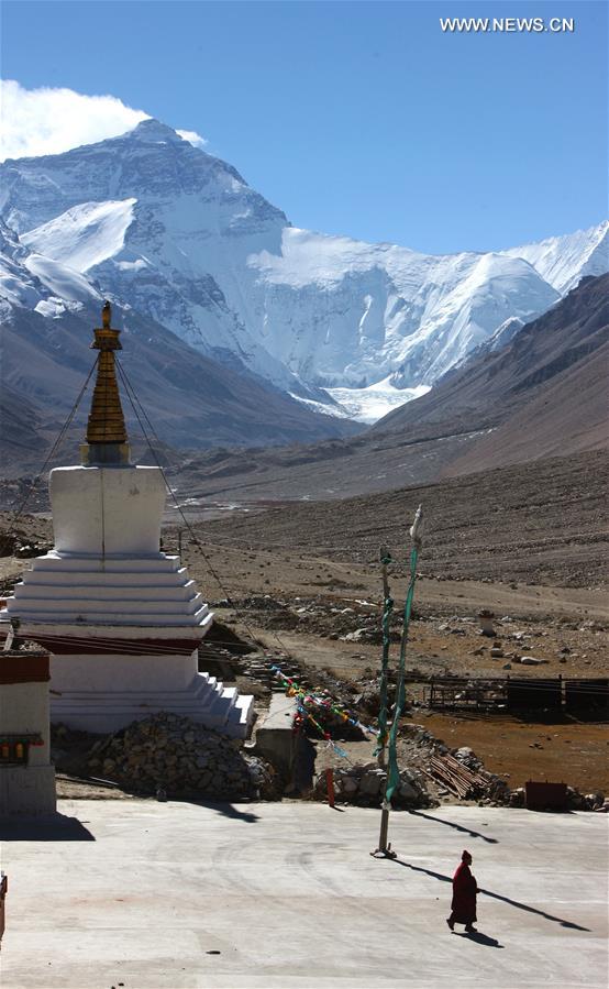 CHINA-MOUNT QOMOLANGMA-SCENERY (CN) 