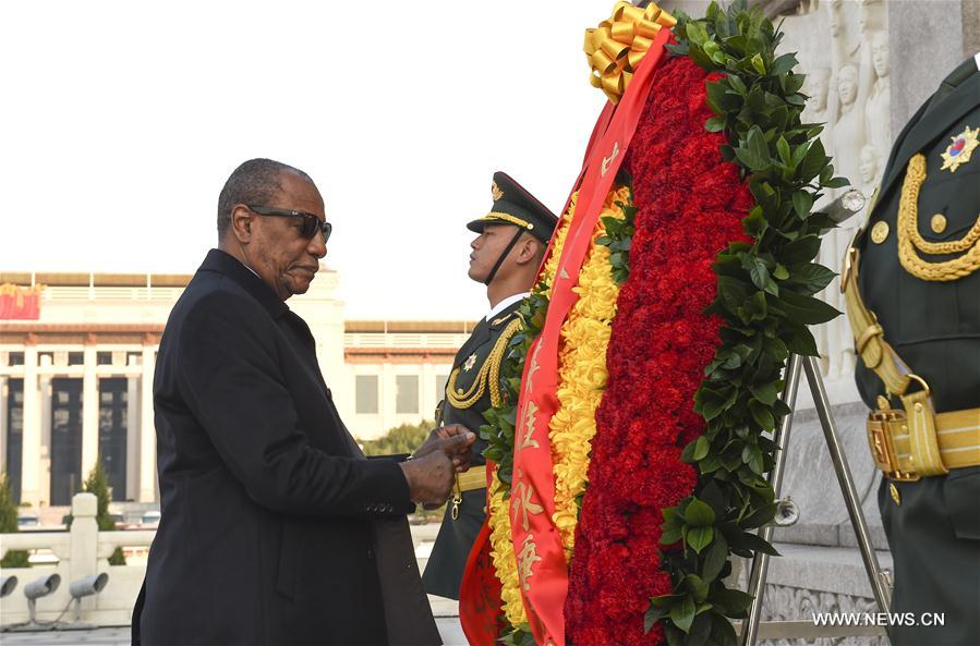 CHINA-BEIJING-GUINEA-MONUMENT-WREATH (CN) 