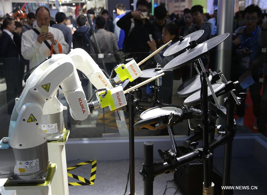 CHINA-SHANGHAI-CIIF-ROBOT (CN)
