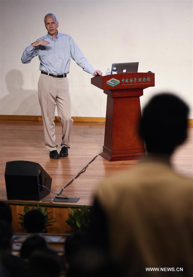 CHINA-BEIJING-NOBEL PRIZE WINNER-LECTURE (CN)