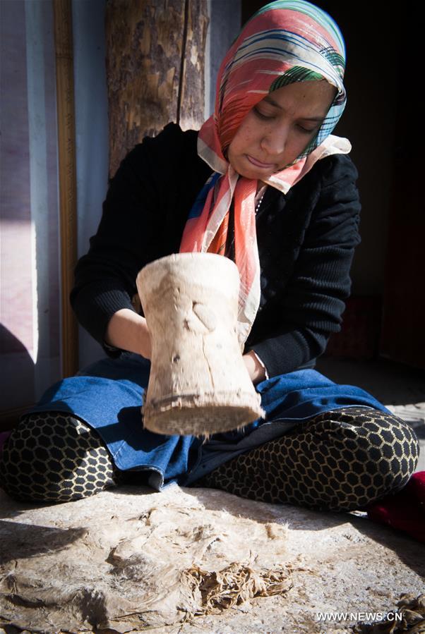 The handmade mulberry-bark paper, originating thousands of years ago in Xinjiang, has been listed as intangible cultural heritage by the UNESCO.