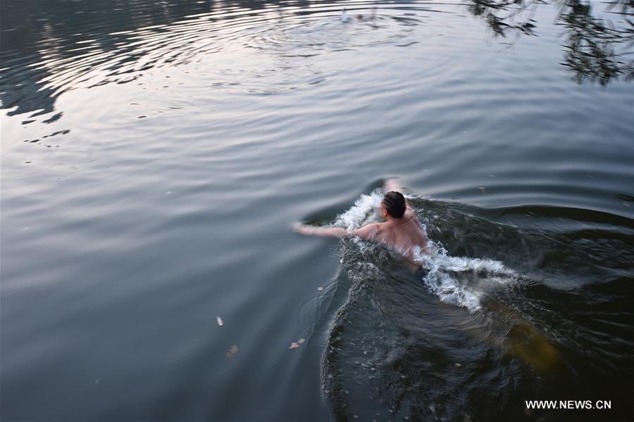 #CHINA-HEFEI-ELDERS-WINTER SWIMMING (CN)