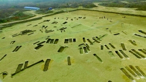 成都现“地下青铜器宝库” 出土上千件文物