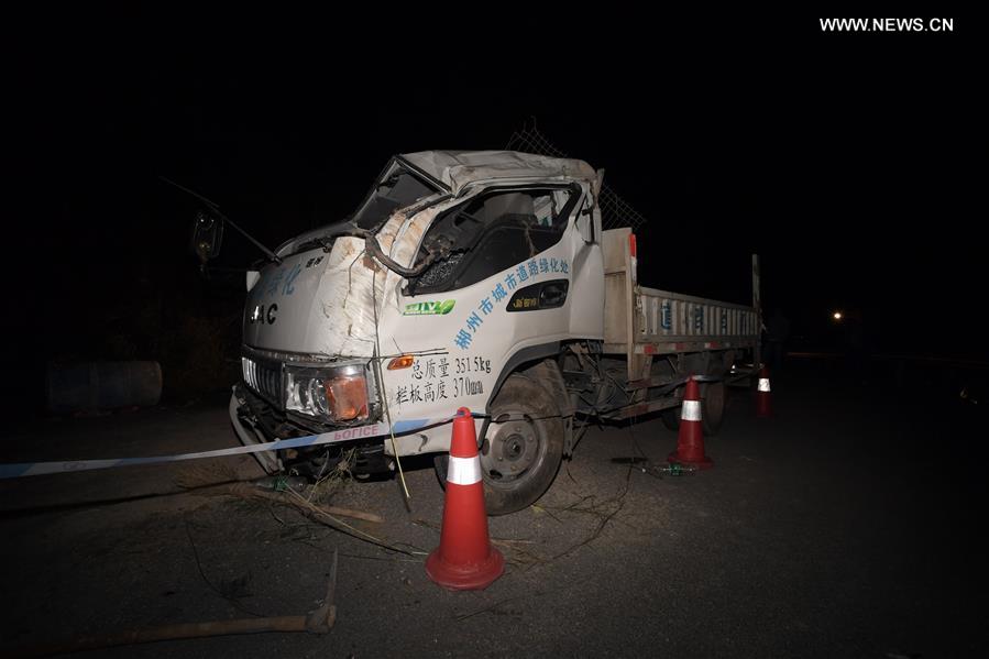 CHINA-HUNAN-ROAD ACCIDENT (CN)