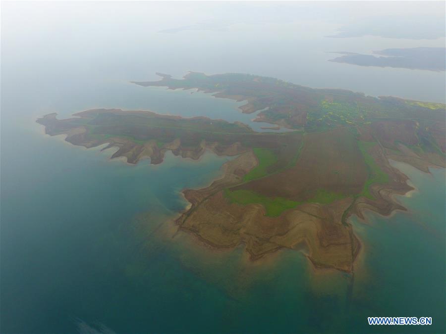 Aerial photo taken on April 3, 2017 shows the wetland of Danjiang River, which is a major part of China's south-to-north water diversion project, in Xichuan County of central China's Henan Province. (Xinhua/Feng Dapeng) 