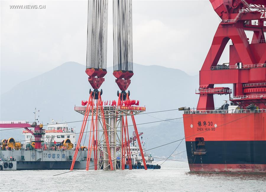 CHINA-CROSS-SEA BRIDGE-CONSTRUCTION (CN)