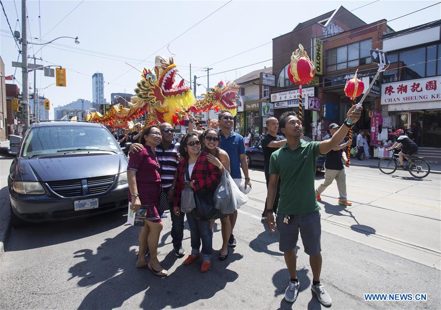 CANADA-TORONTO-DRAGON BOAT PARADE