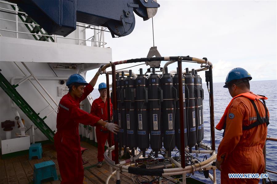 WESTERN PACIFIC OCEAN-CAROLINE SEAMOUNT-CHINA-RESEARCH (CN)