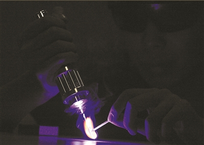 强力激光手电直照皮肤可造成灼伤 多为三无产