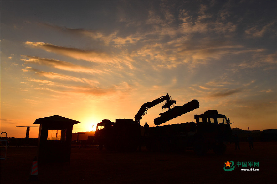 �߽��վ��˵�ս����� ���ܹ�Ӱ֮����12��