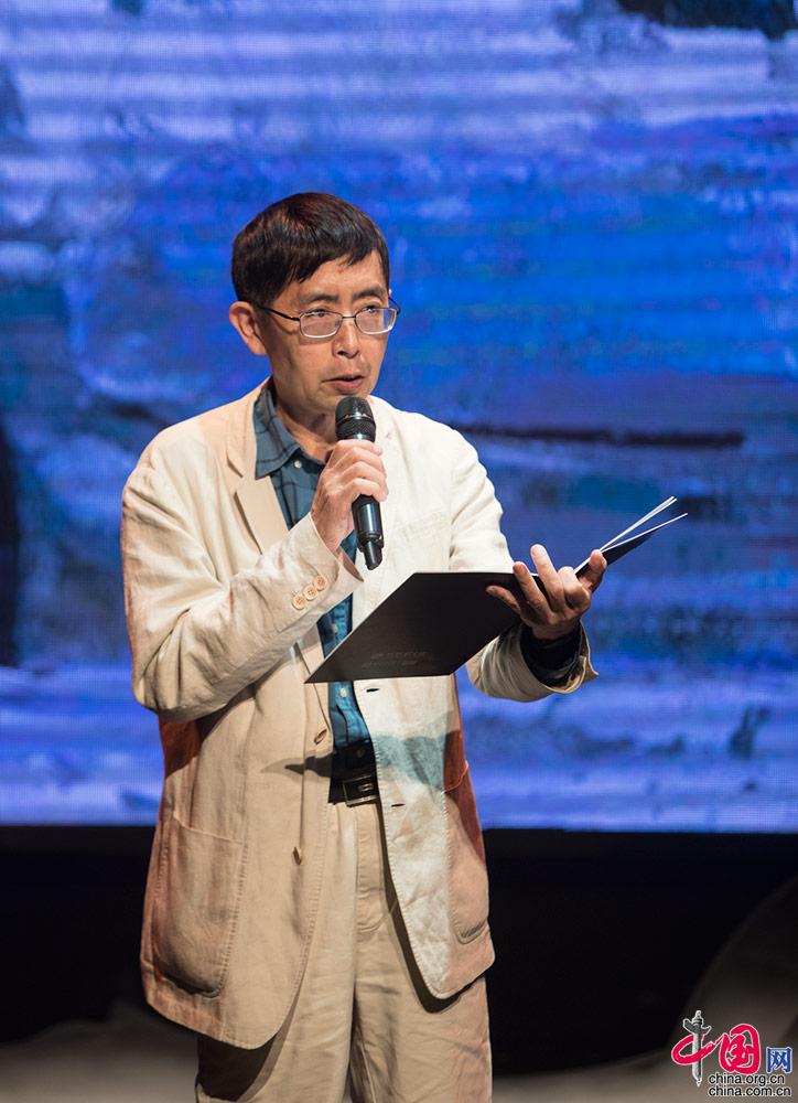 春天读诗之夜:相识46年,北岛与芒克首次内地同