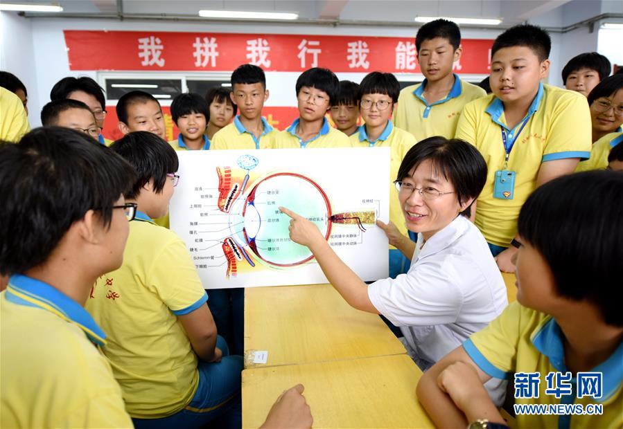 ����������3����ѧ��һ�� �ӱ����۾���ʼ