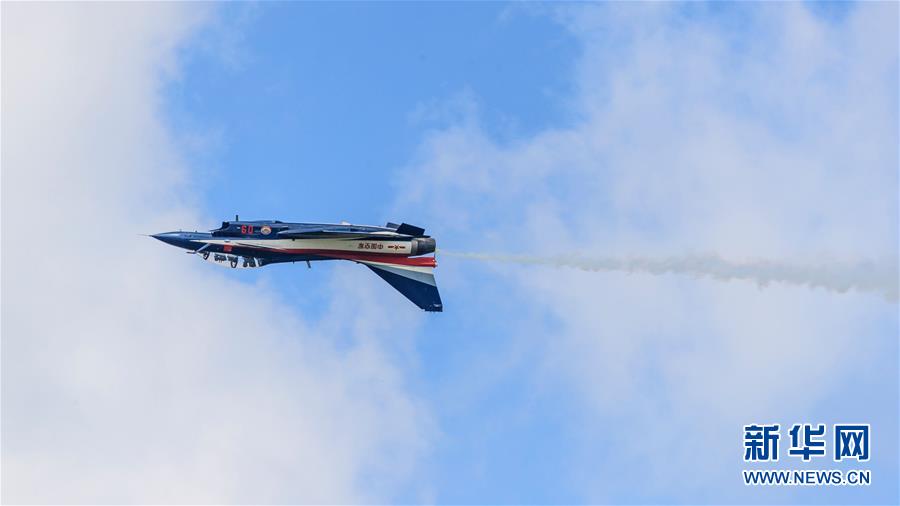 “让我们头顶的蓝天更加安宁祥和”――空军航空开放活动让空天文化走进民心 第1页