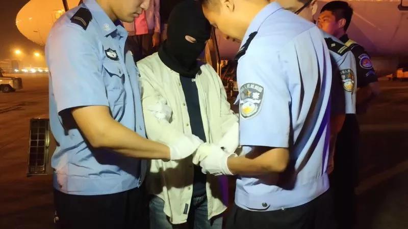 “永利宝”、“火理财”非法吸收公众存款 3名主犯被押解抵沪