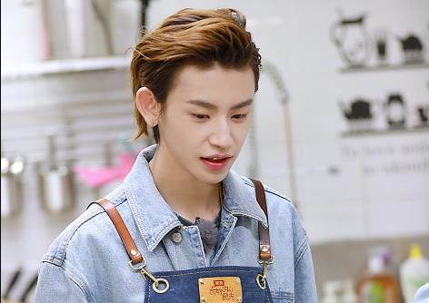 小鬼亲自发文打假 调侃录节目洗碗一点都不累