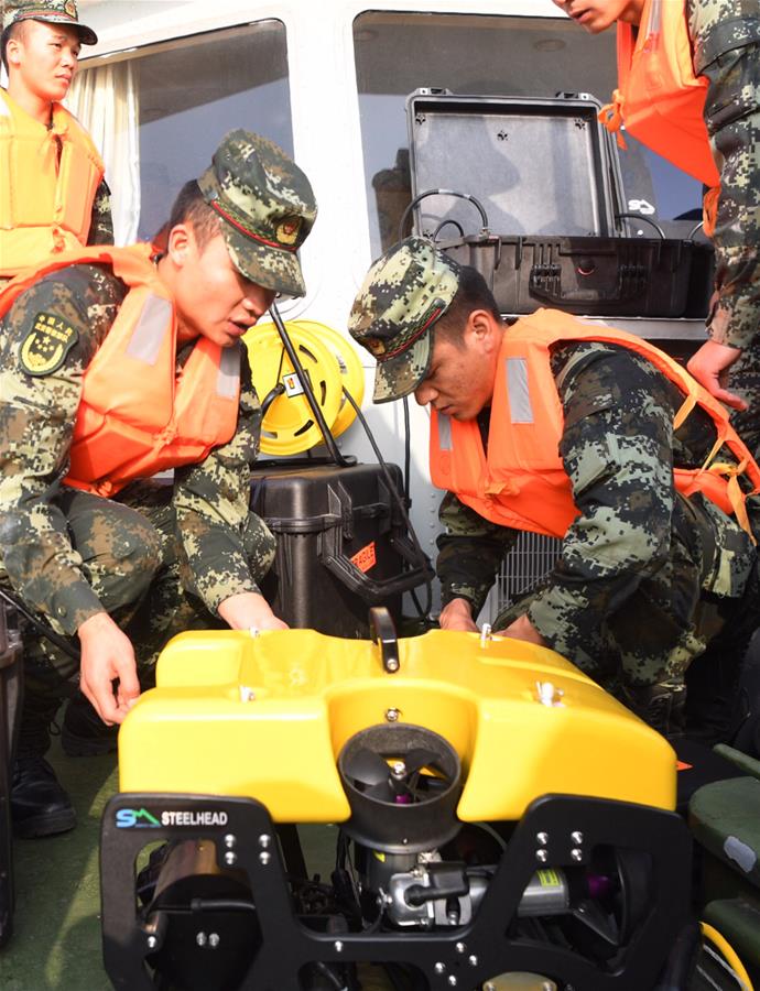 CHINA-CHONGQING-BUS CRASH-RESCUE (CN)