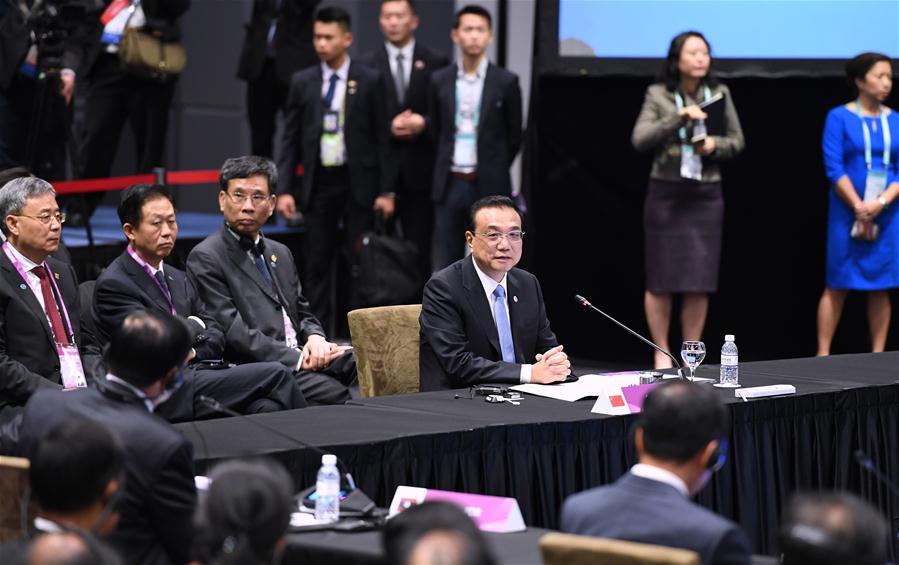 SINGAPORE-LI KEQIANG-21ST CHINA-ASEAN SUMMIT 