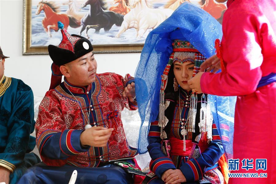 （文化）（1）“鄂爾多斯婚禮”探秘