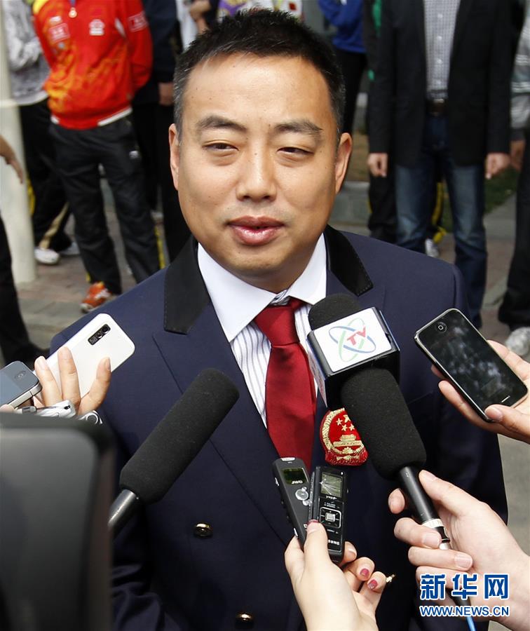 ��������ר�⣩��17����������ѡ��һ��ƹЭ��ϯ