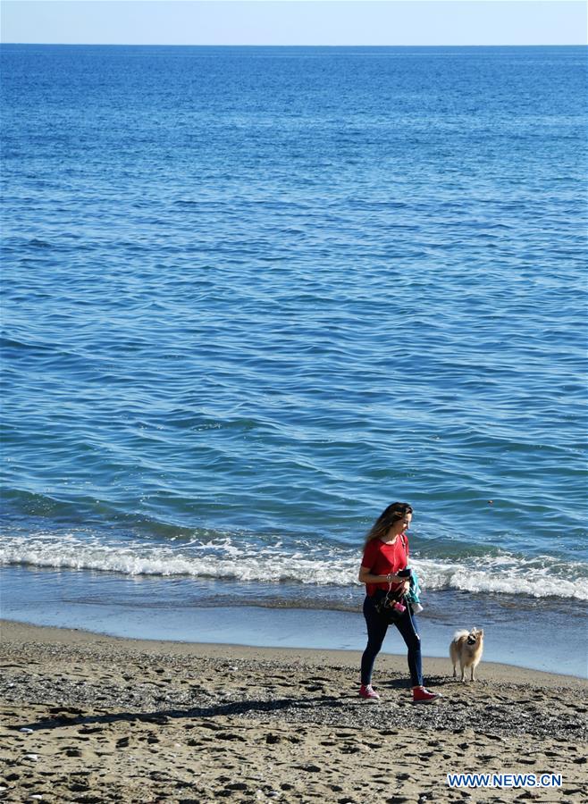 SPAIN-ANDALUSIA-MARBELLA-SEASHORE-WINTER-SUNSHINE