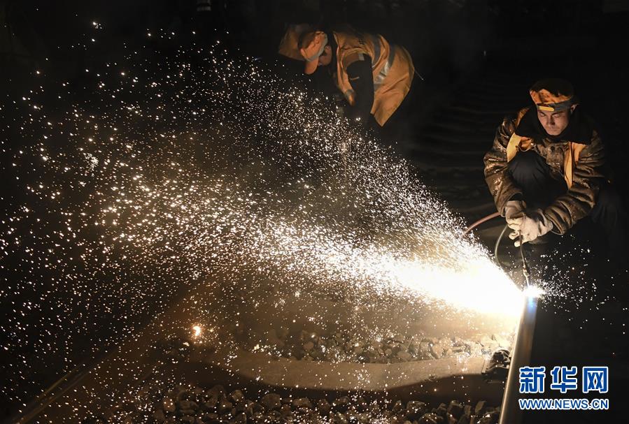 ����ᣩ��5��������վ���������̽������幤��ʵʩ�׶�