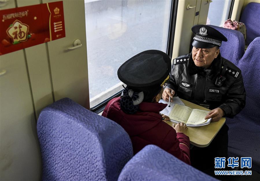 ���´��߻��㡤ͼƬ���£���9���˾�����Сƽ�����һ�˴���