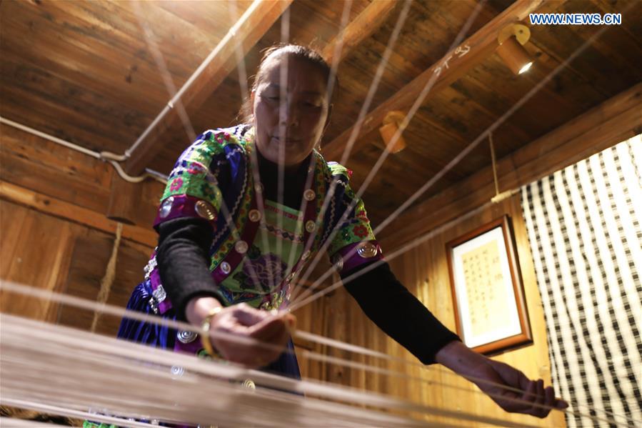 #CHINA-GUIZHOU-DONG CLOTH MAKING (CN)