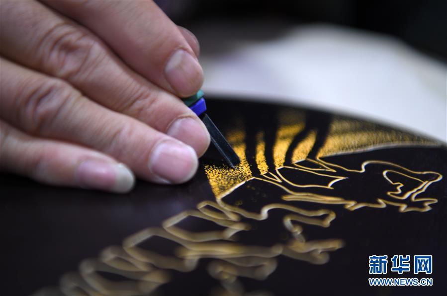 ��ͼƬ���£���1����ľ�̻�����ػ��Ļ�