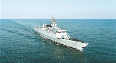 海軍某支隊組織海上訓練