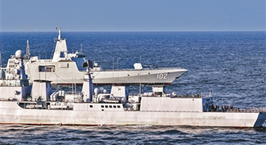 双舰蹈海 协同砺剑