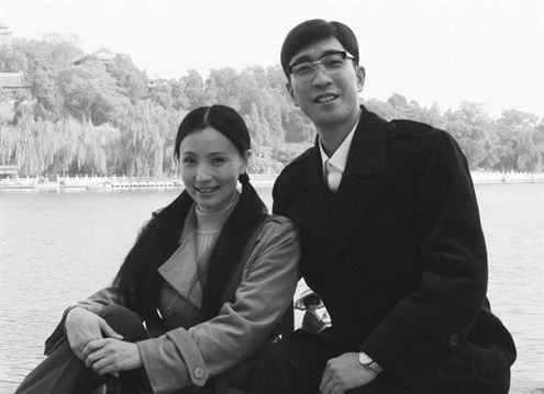 小陶虹王千源结缘 十年后牵手《买房夫妻》