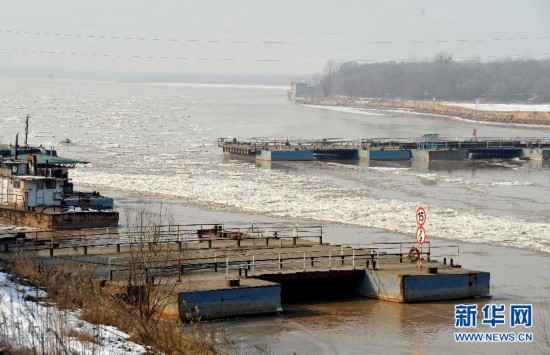 黄河山东段出现大面积淌凌已拆除19座浮桥2