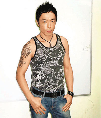 黄贯中缘何首轮遭淘汰 揭秘《我是歌手》背后/图
