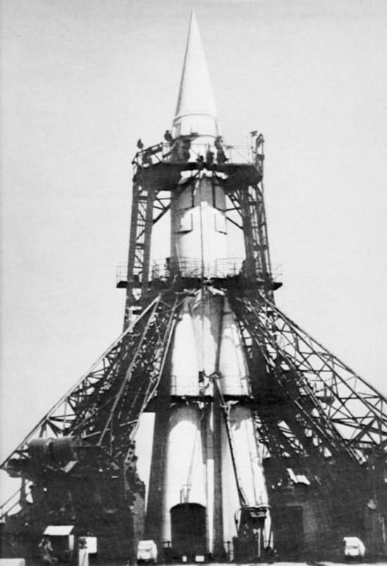 56年赫鲁晓夫吹"导弹"牛皮如何唬住西方(图)--新疆频道--人民网