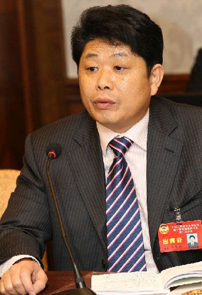 全国政协委员,深圳香缤投资集团有限公司董事局主席许明金(资料图)