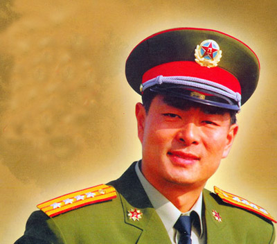 冯绍峰黄晓明陈冠希张国荣 男星军装照谁最帅/图【32】