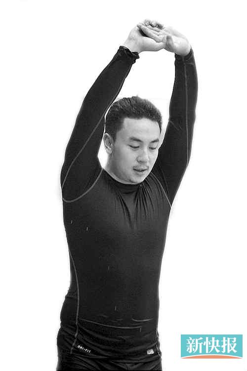 但非专业运动员挑战跳水仍存在一定危险性,韩庚,陈楚生,包小柏,黄征