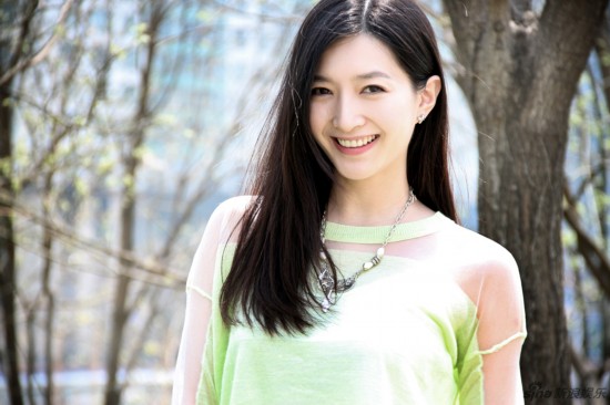 《致青春》阮莞恬静秀美照(组图)【2】