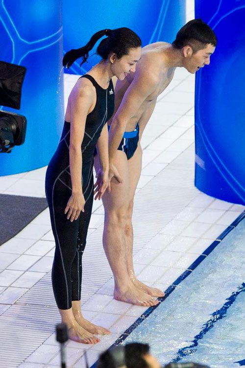 王丽坤复赛现场搭档王栎鑫 跳水动作堪称完美