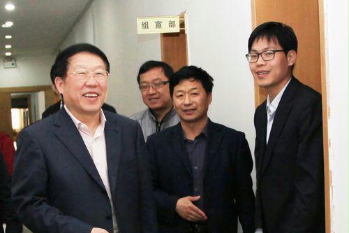 许卫国走访辽宁省科协机关 看望工作人员