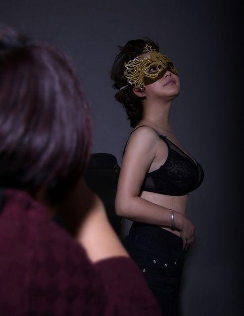 胸模年逾赚百万 新兴模特行业揭秘【组图】【7】