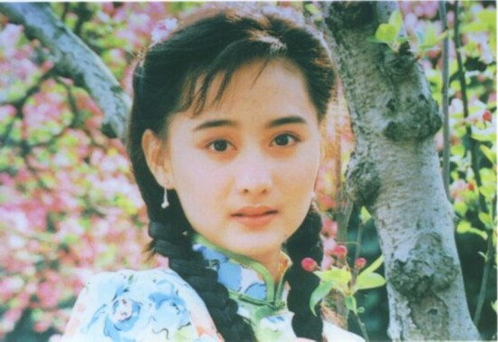 陈德容在琼瑶剧时期,清纯美丽.