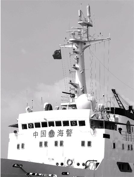 而"中国海警3102"排水量1000吨,柴油动力,巡航速度13