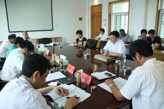 许业林主持召开第四指挥部各工作组单独调度会