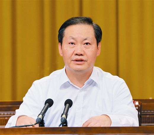 广西自治区党委书记彭清华欢迎提尖锐意见决不给穿小鞋决不搞秋后算账