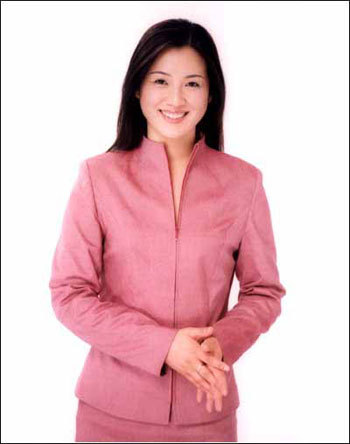 央视美女主播王欢患癌去世 圈内人士怀念(图)